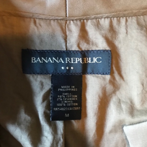 Banana Republic Shorty Blazer - Picture 8 of 11